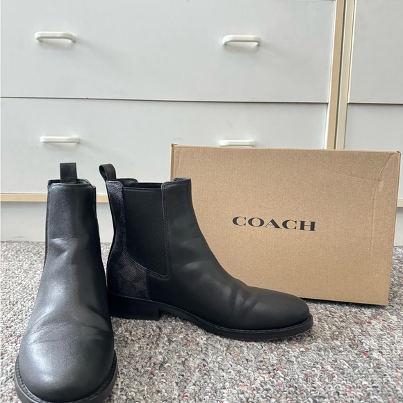 Coach Black Leather Chelsea Boots Meredith Sig with Back Monogram - Picture 1 of 11
